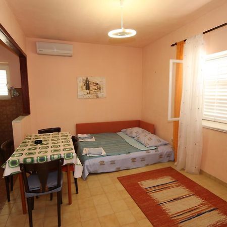 Apartments Antoneta Makarska Esterno foto