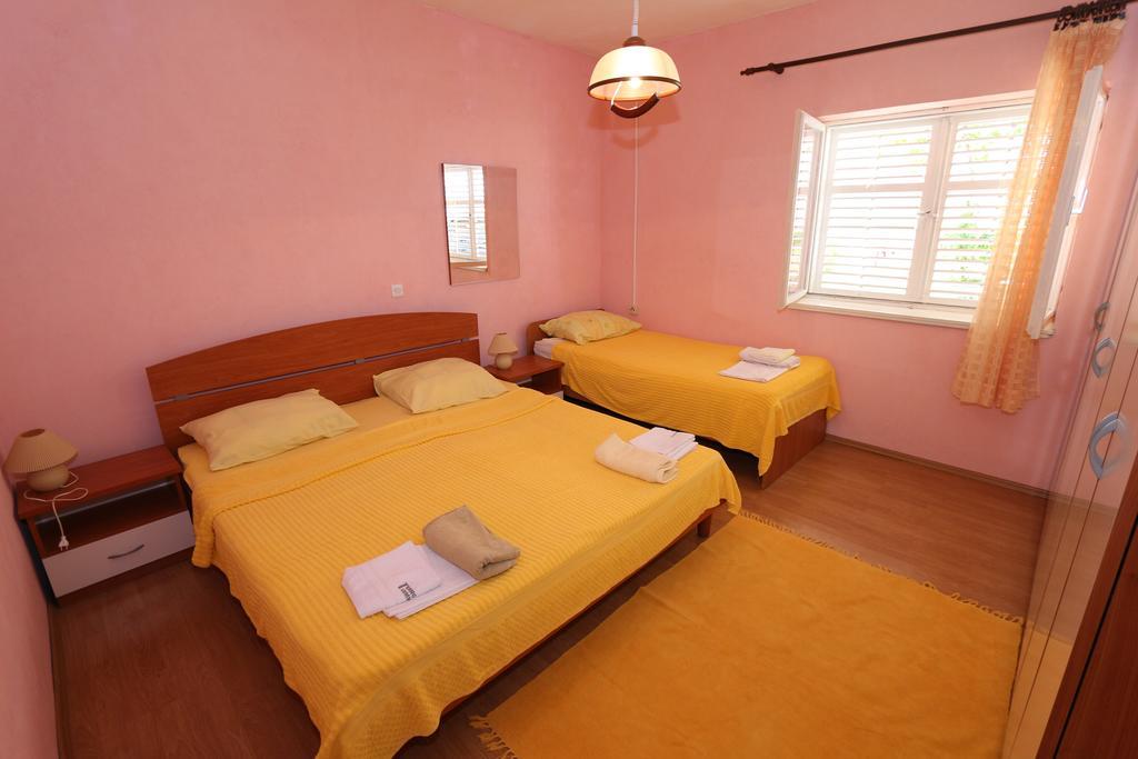 Apartments Antoneta Makarska Esterno foto