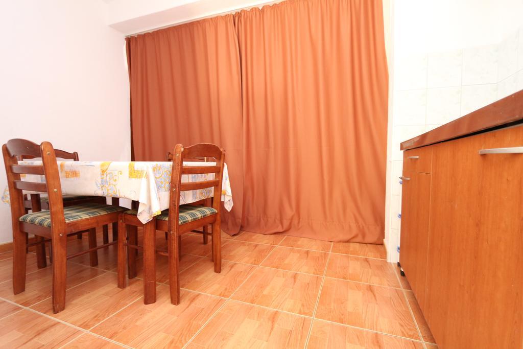 Apartments Antoneta Makarska Esterno foto